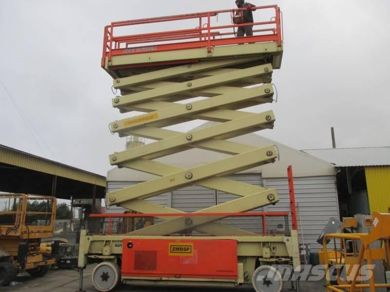 JLG Liftlux 245-12 Škaraste platforme