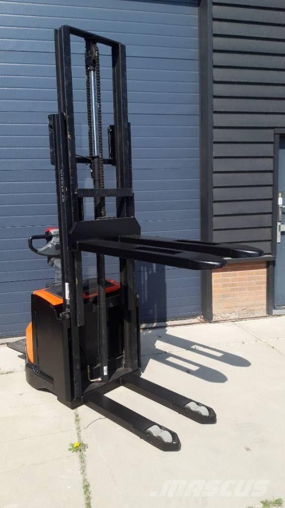 BT SWE 120 Samopogonski ručni viličari