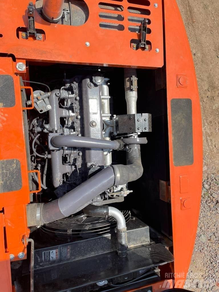 Doosan 150 Bageri na kotačima