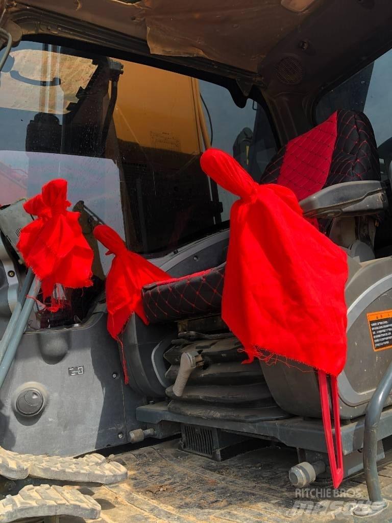 Doosan 150 Bageri na kotačima