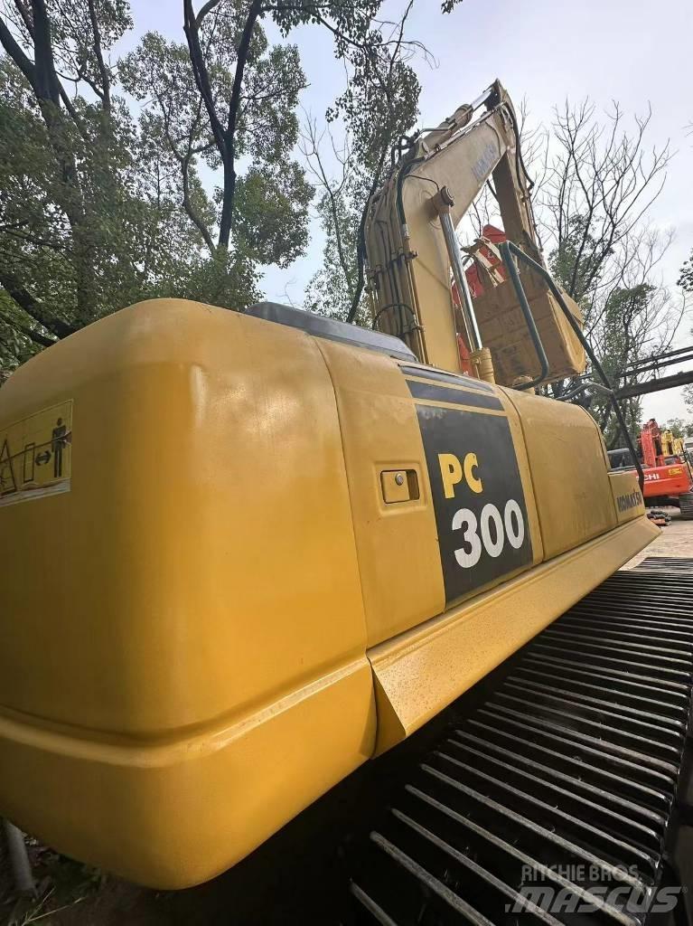 Komatsu PC 300 Bageri gusjeničari