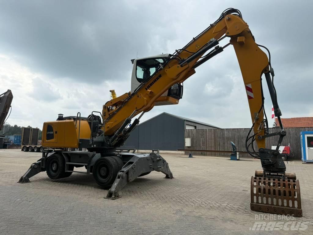 Liebherr LH 22 M Bageri za manipuliranje materijalom / otpadom