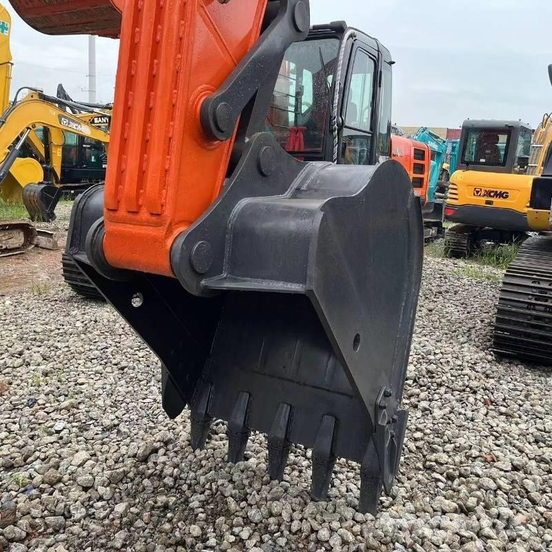 Doosan DX 225 Bageri gusjeničari