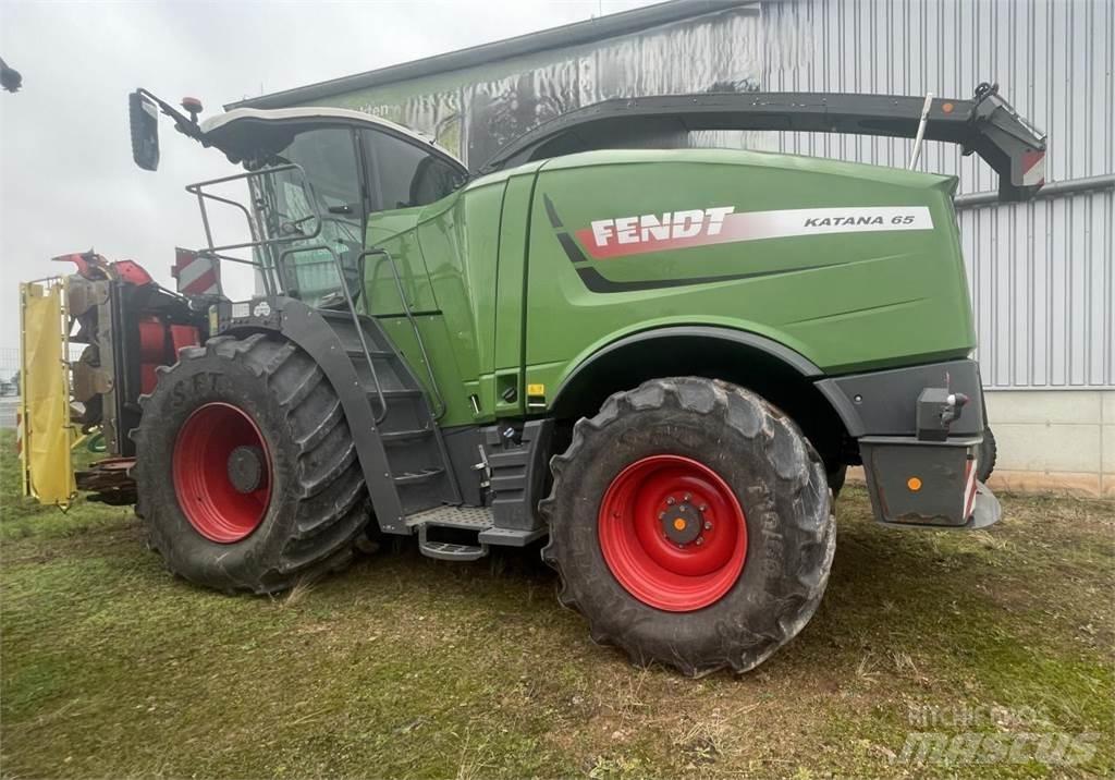 Fendt Katana 65 Strojevi za krmu na vlastiti pogon