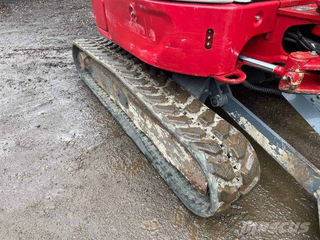 Takeuchi TB 325 R Mini bageri <7t