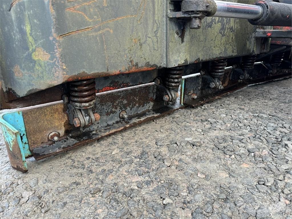 Uni-väg 320 Vikplog Sniježne daske i  plugovi