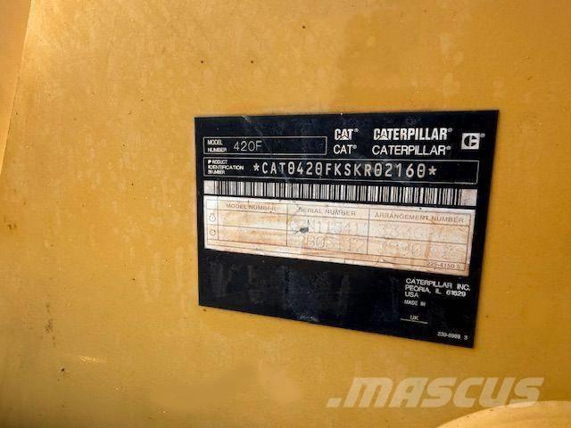 CAT 420 F Utovarni rovokopači
