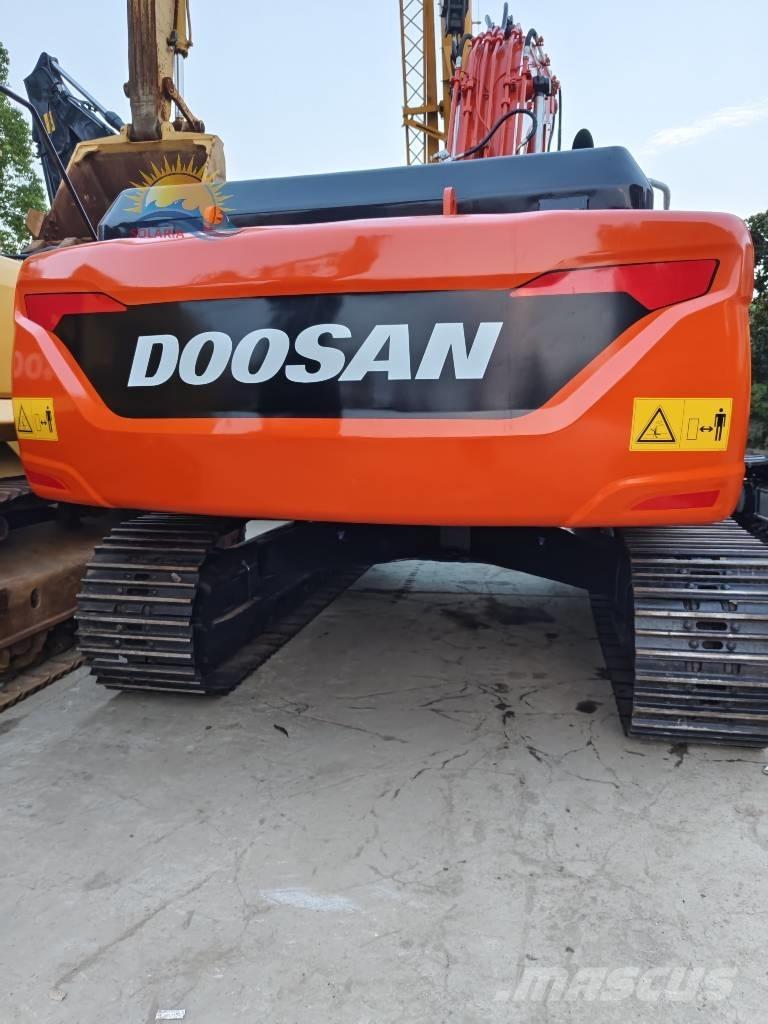 Doosan DX 300 LC Bageri gusjeničari