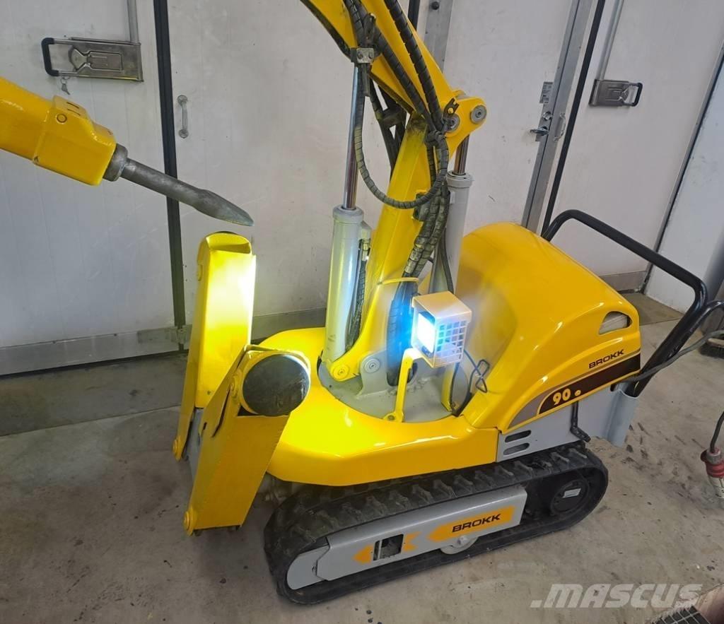 Brokk 90 Građevinarstvo – ostalo