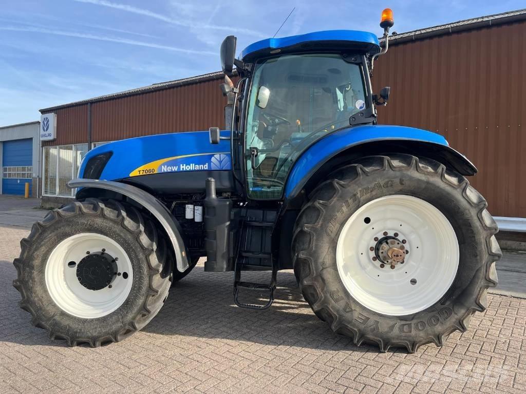 New Holland T7060 Traktori