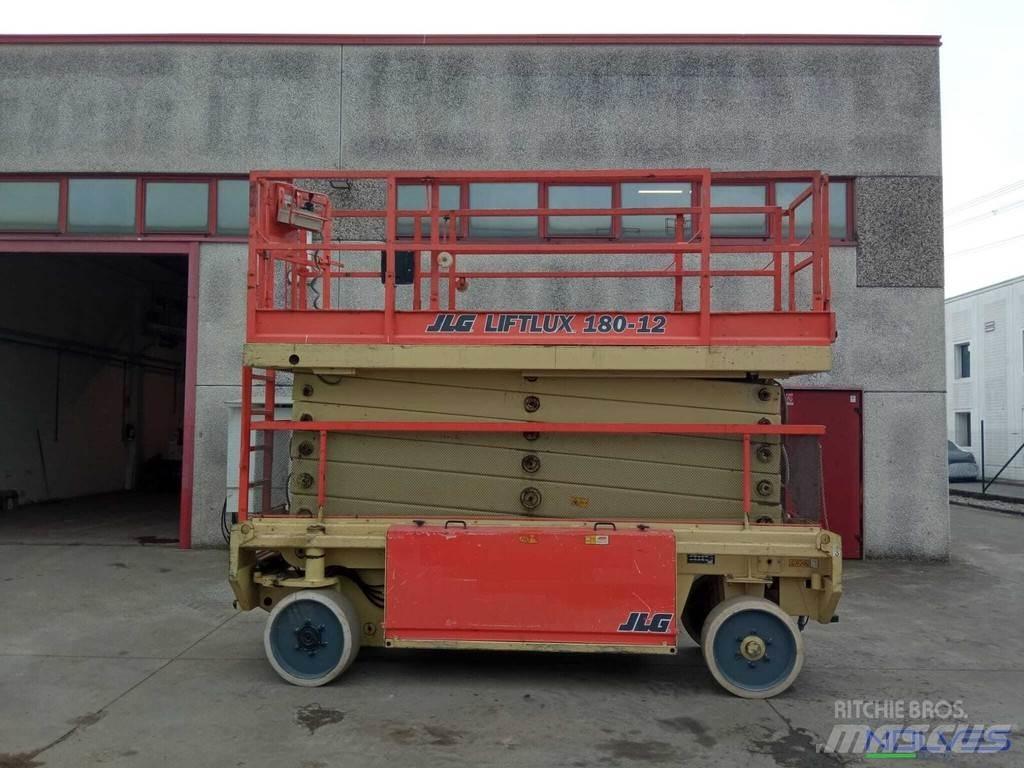 JLG 180-12 Škaraste platforme
