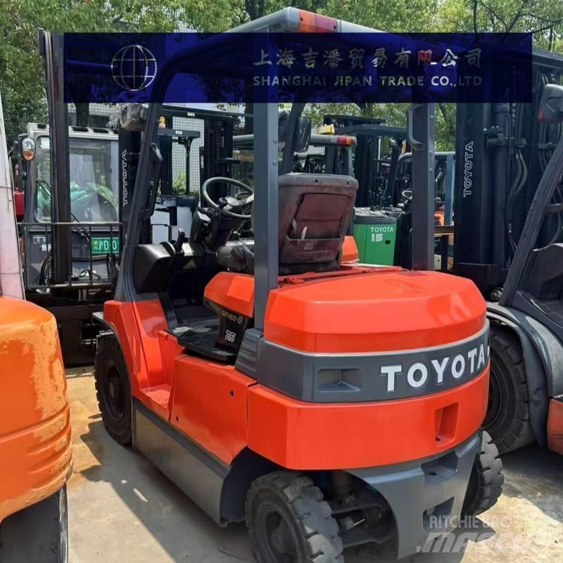 Toyota 7 FB 25 Električni viličari