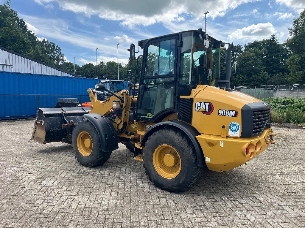 CAT 908M - 908 M Utovarivači na kotačima