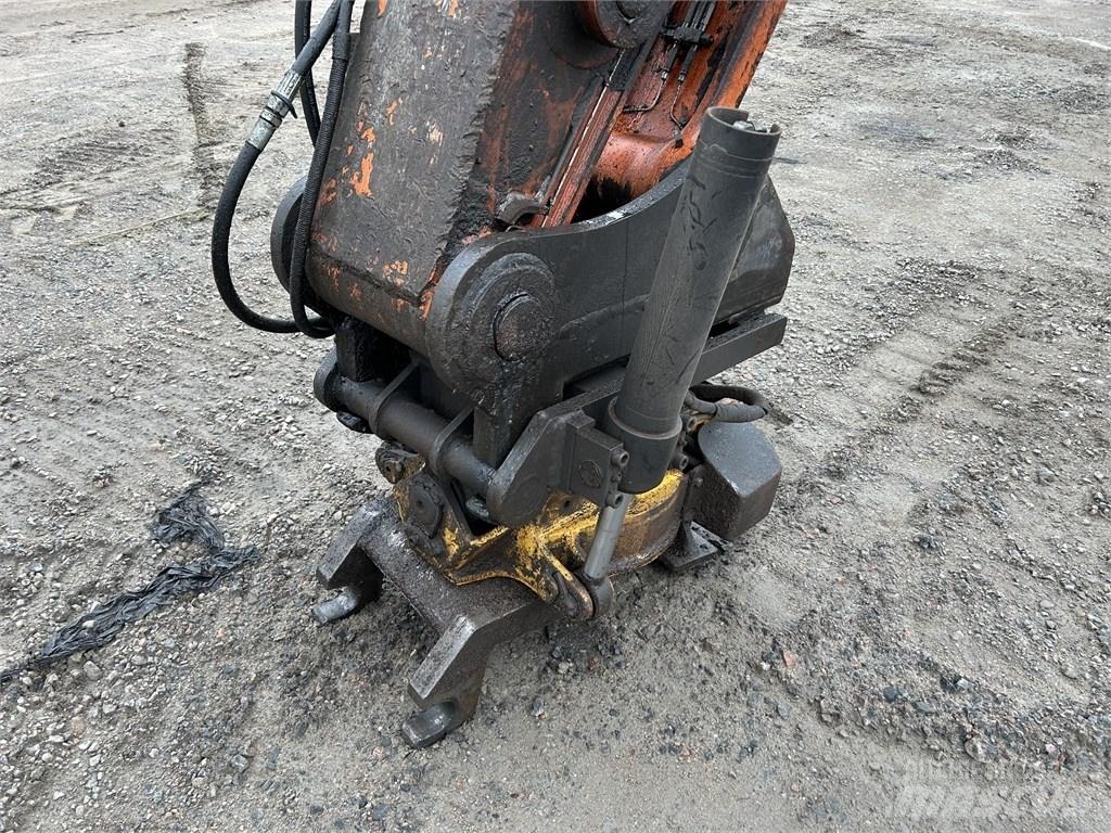 Hitachi ZX210LC-3 Bageri gusjeničari