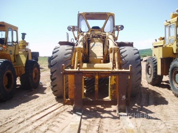 CAT 988 A Utovarivači na kotačima