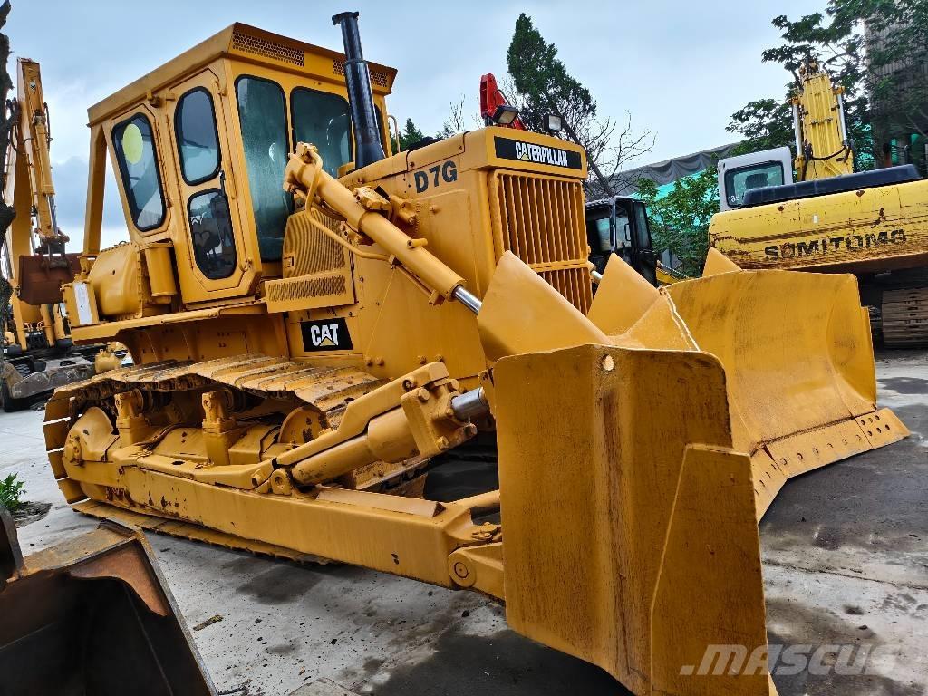 CAT D 7 G Buldožeri gusjeničari