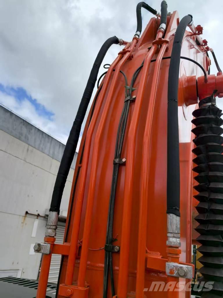 Hitachi ZX 240 HG Bageri gusjeničari