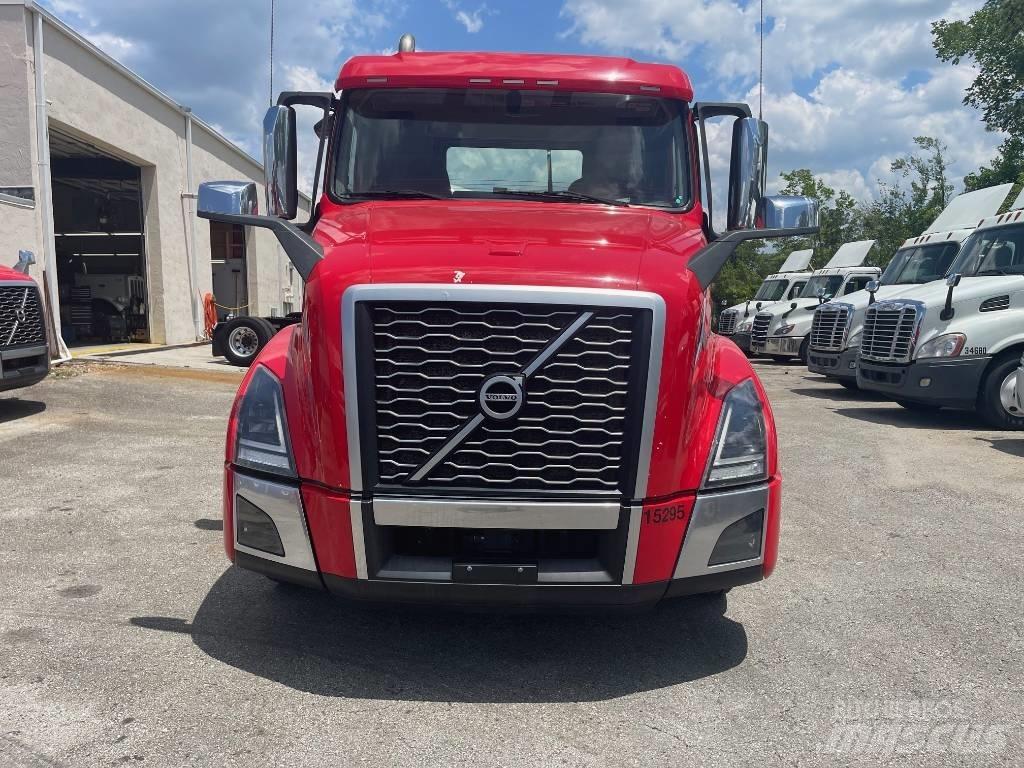 Volvo VNL64T300 Traktorske jedinice