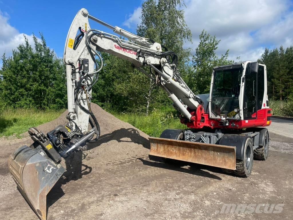 Takeuchi TB395W Bageri na kotačima