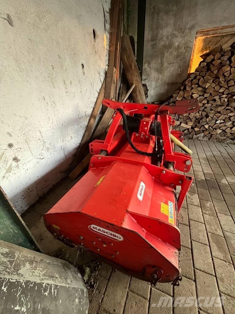Maschio Bufalo 280 Kosilice za pašnjak