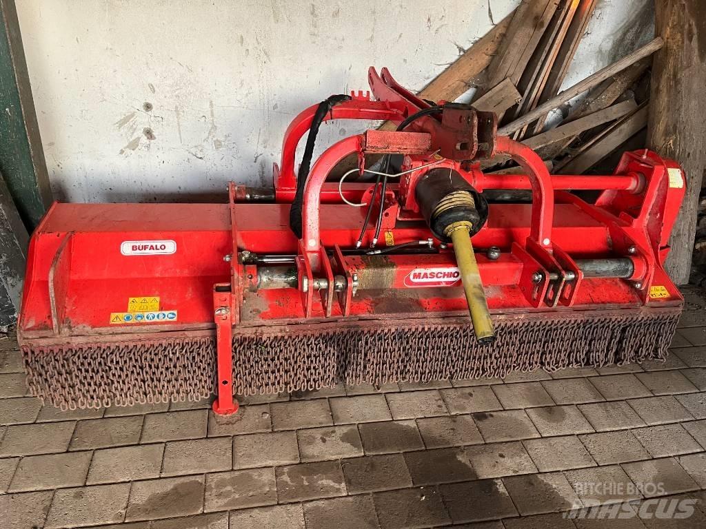 Maschio Bufalo 280 Kosilice za pašnjak