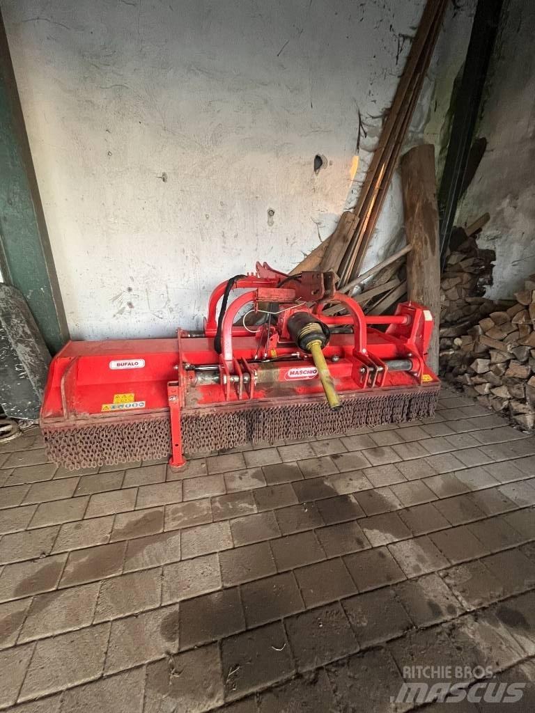 Maschio Bufalo 280 Kosilice za pašnjak