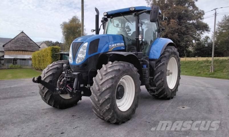 New Holland T 7.210 Traktori