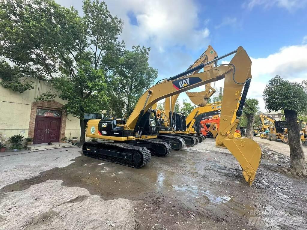 CAT 323 D Bageri gusjeničari