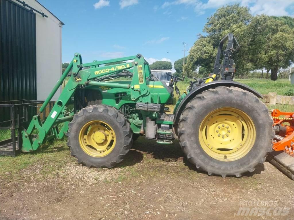 John Deere 5095 M Traktori