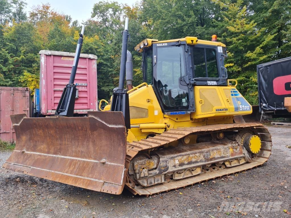 Komatsu D51PX-22 Buldožeri gusjeničari