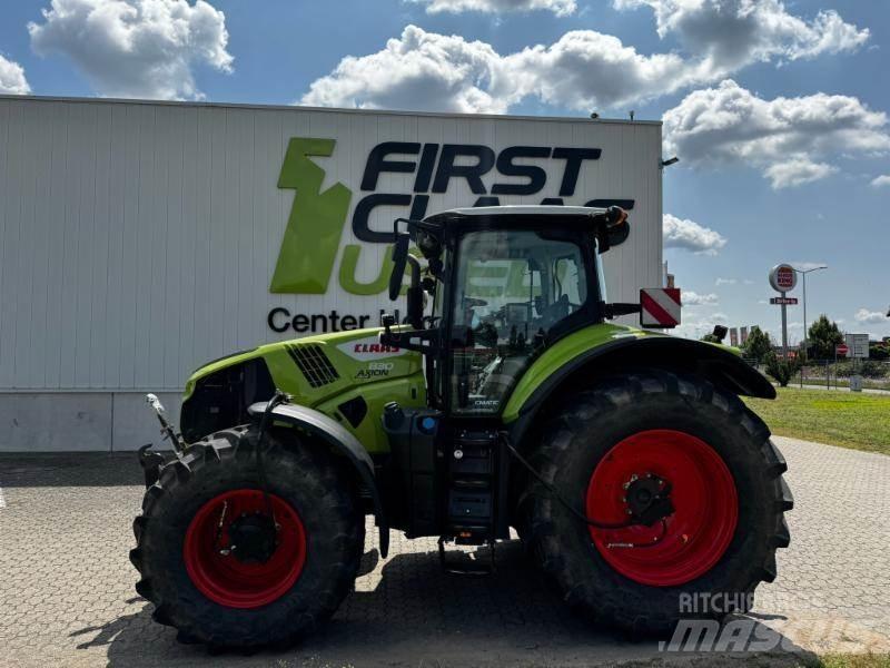 CLAAS AXION 830 Traktori