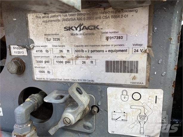 SkyJack SJ III 3226 Škaraste platforme