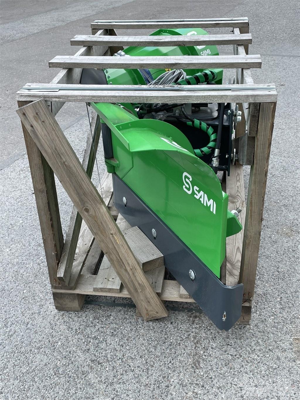 Sami VL-1800 Sniježne daske i  plugovi