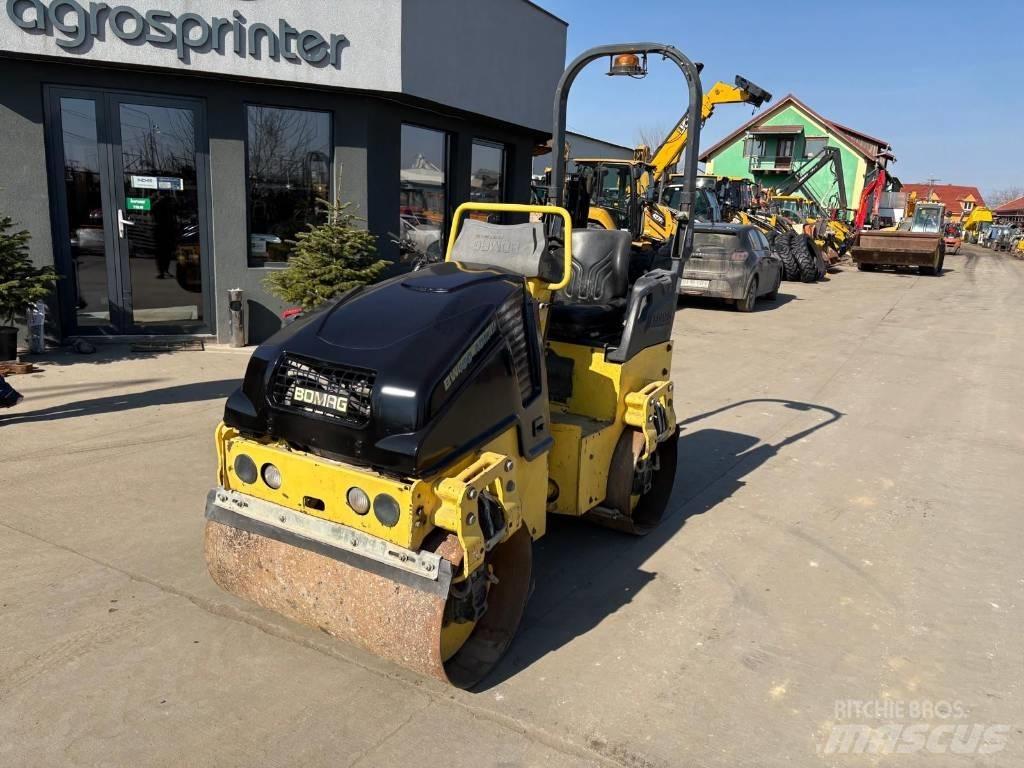 Bomag BW 100 AD-5 Valjci sa dvojnim bubnjem