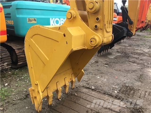 Komatsu PC 200 Bageri gusjeničari