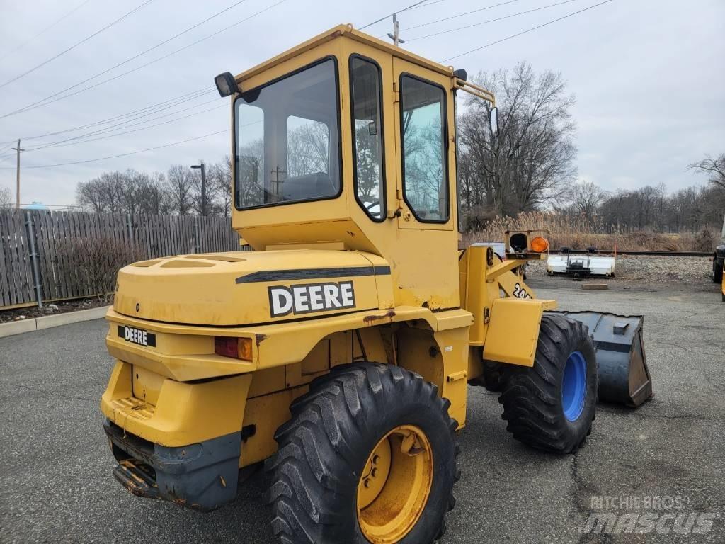 John Deere 244H Utovarivači na kotačima
