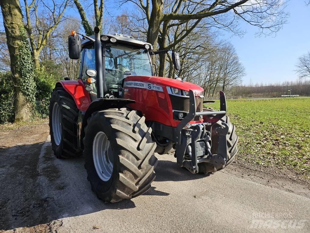 Massey Ferguson 7719 Traktori