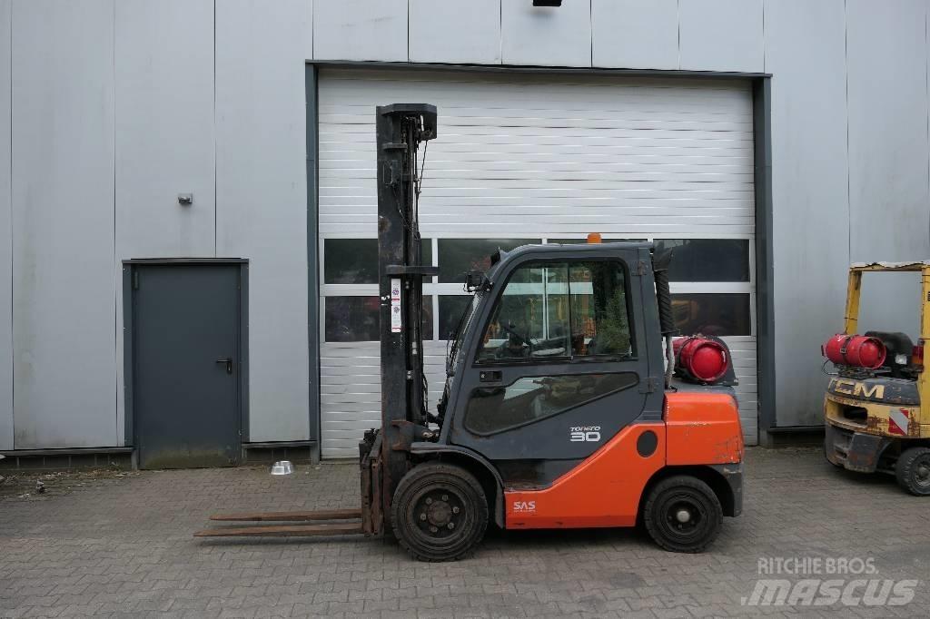 Toyota 02-8 FGF 30 Plinski viličari