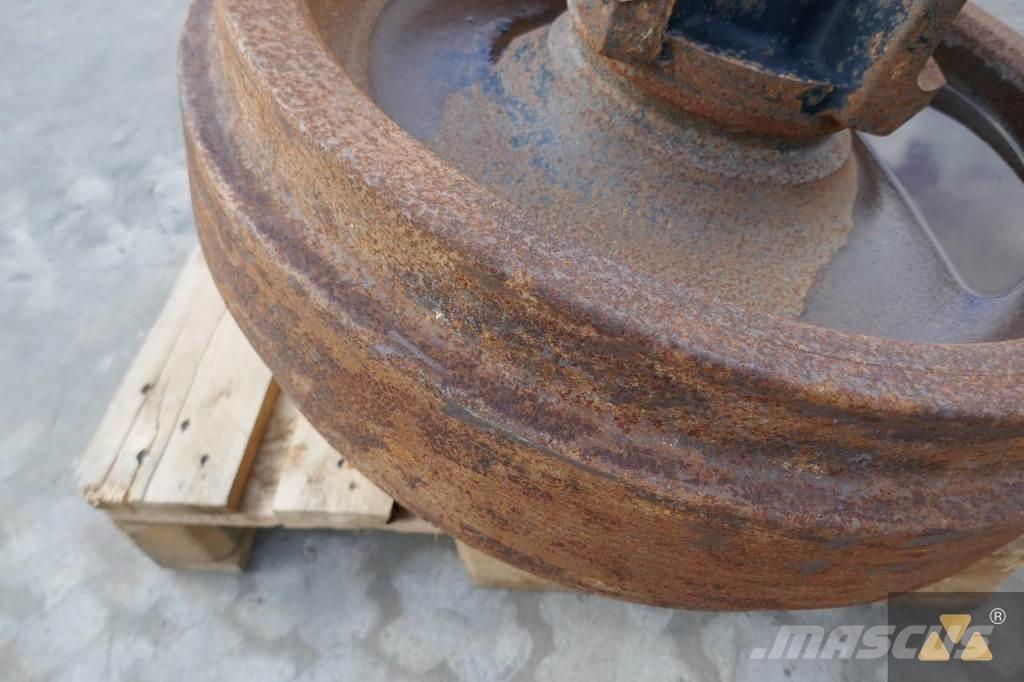 CAT 357-7560 Gume, kotači i naplatci