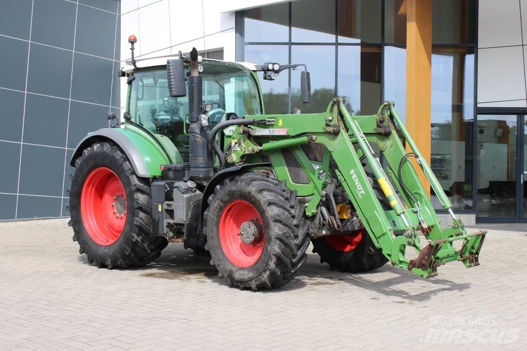 Fendt 724 S4 Traktori