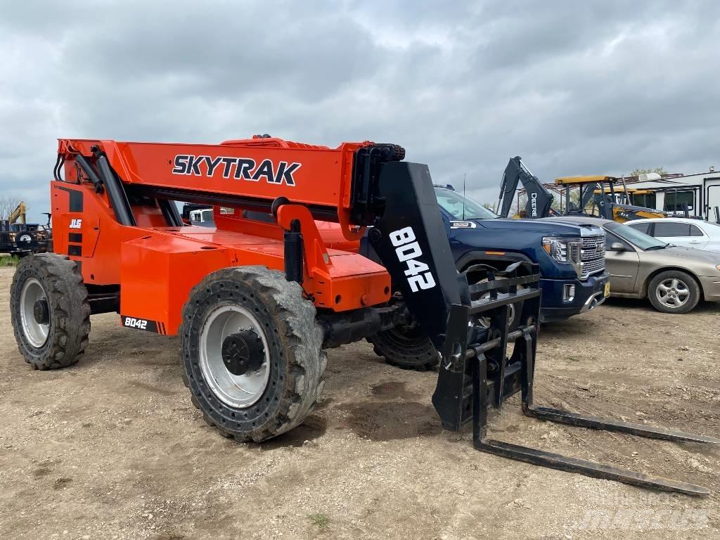 SkyTrak 8042 Teleskopski viličari