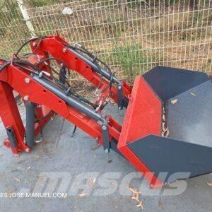  TJM PALA TRASERA TJM Prednji utovarivači i bageri