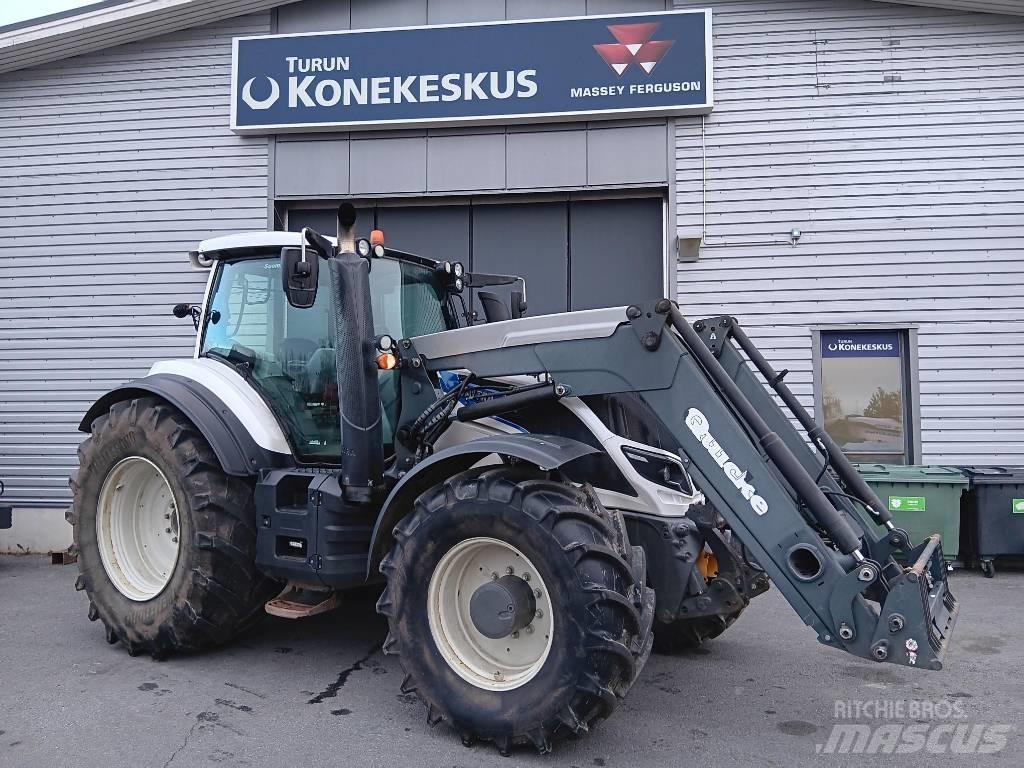Valtra T 214 D Traktori