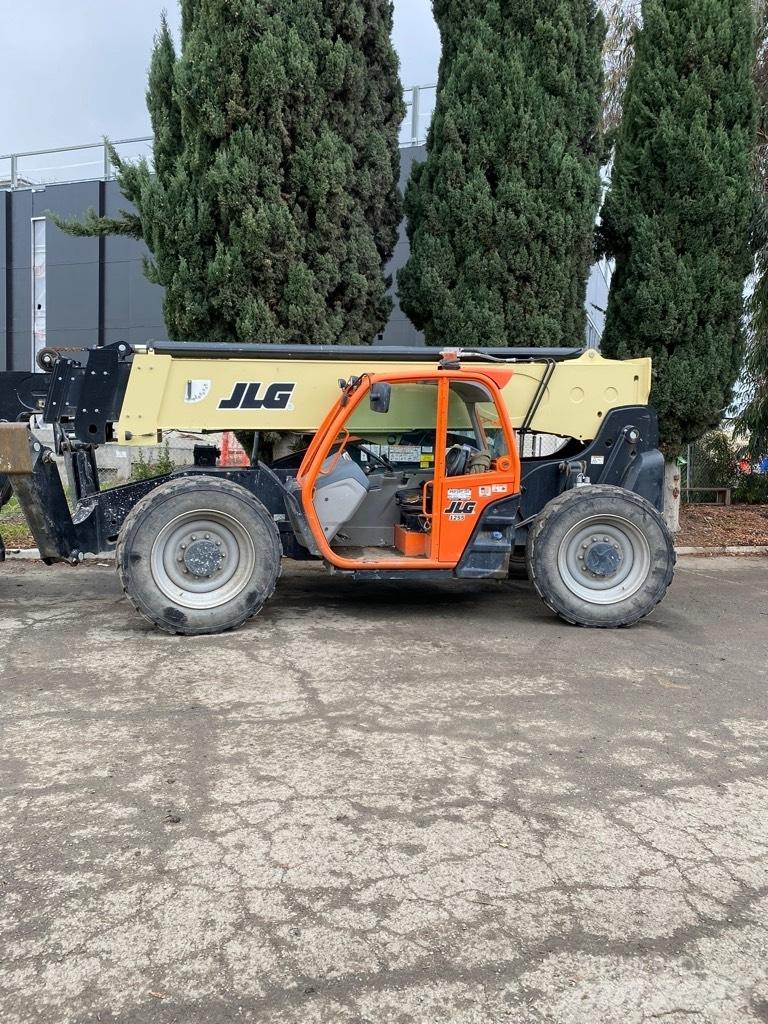 JLG 1255 Teleskopski viličari