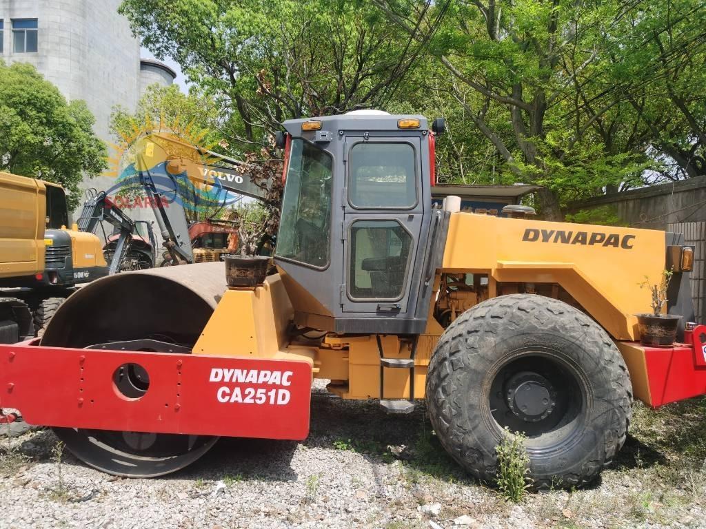 Dynapac CA 251 D Valjci sa jednim bubnjem