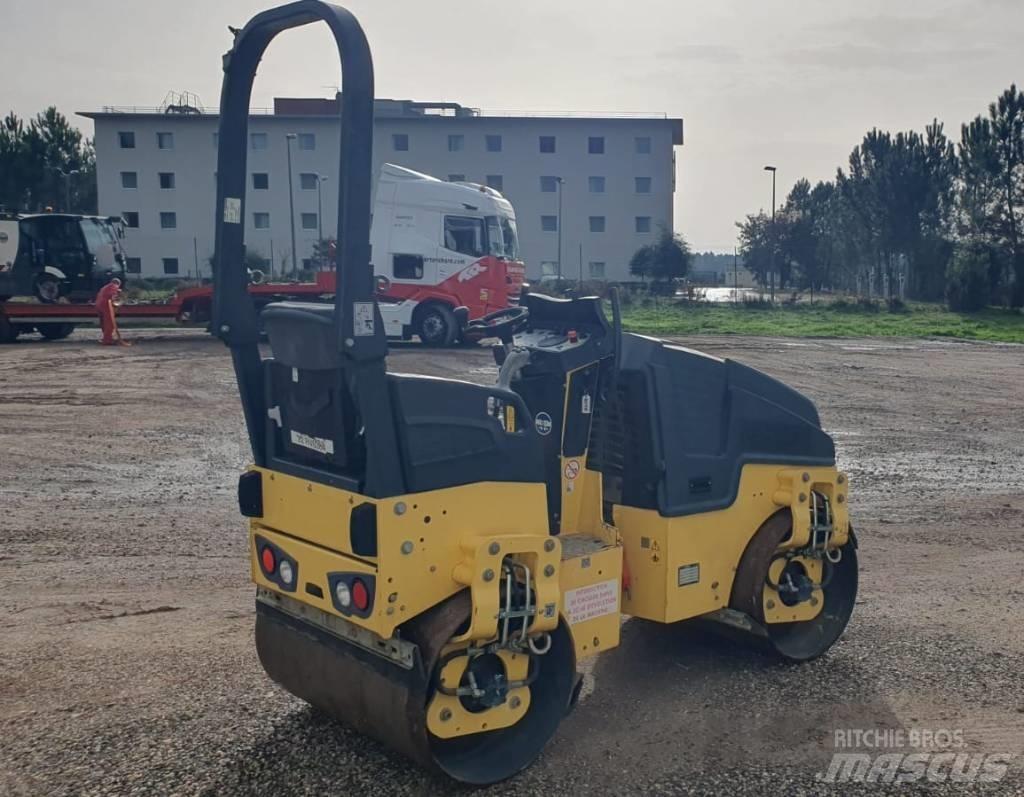 Bomag BW 100 AD M-5 Valjci sa dvojnim bubnjem
