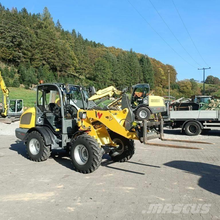Wacker Neuson WL 44 Utovarivači na kotačima