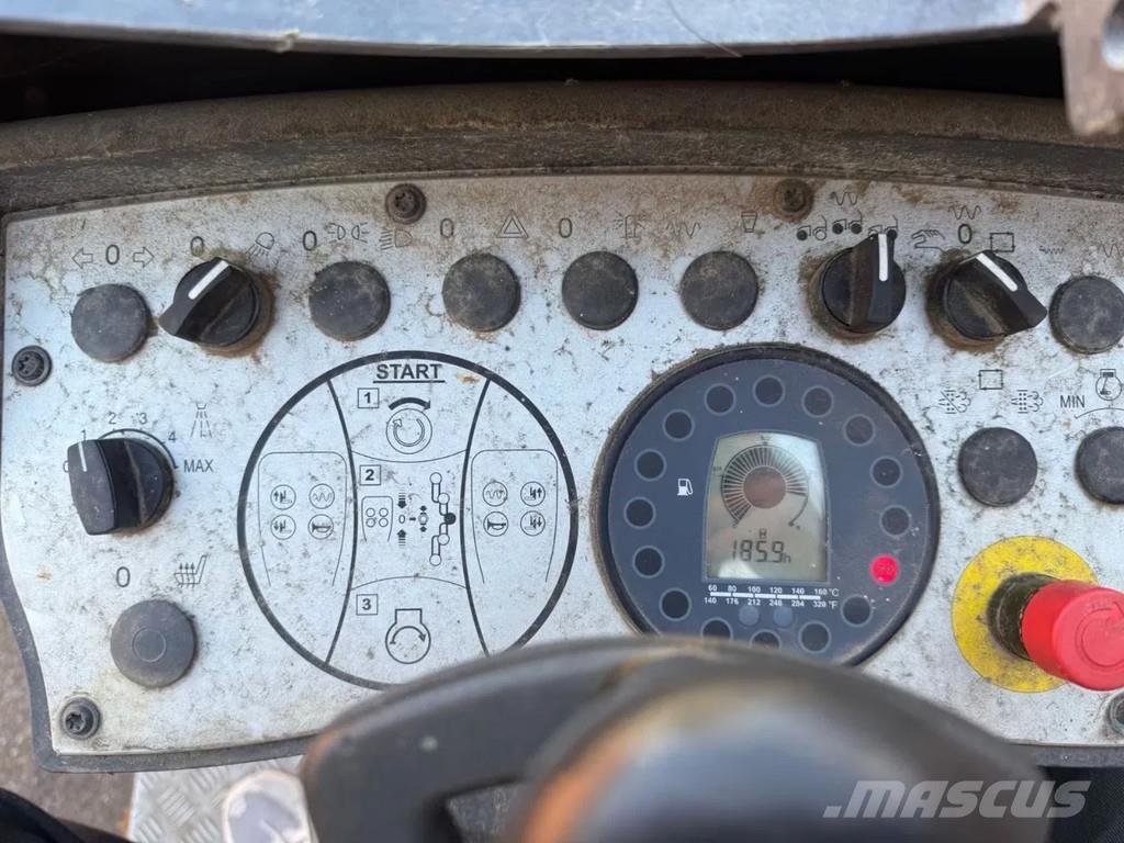 Bomag 120 AD-5 Valjci sa dvojnim bubnjem