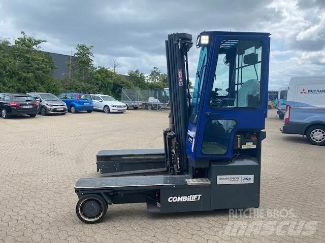Combilift C4500E Viličari sa 4-stranskim dohvatom