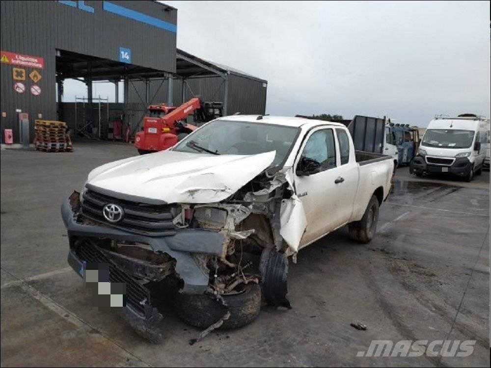 Toyota Hilux 5 Kiperi